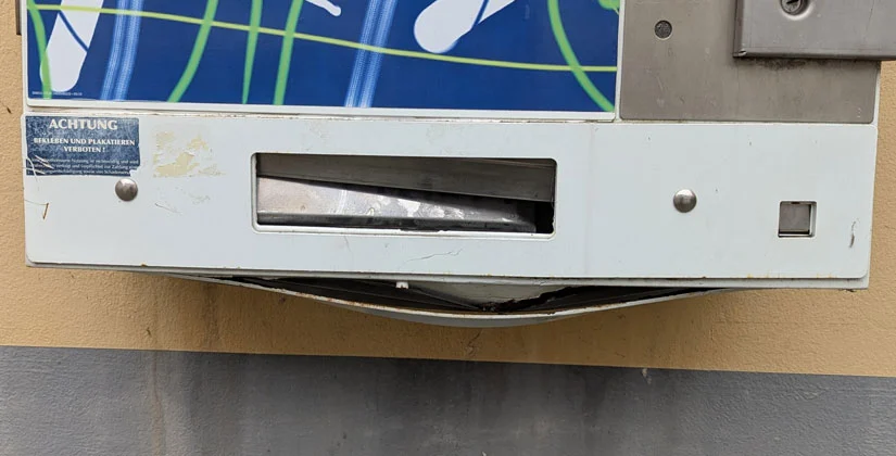 Zigarettenautomat-gesprengt-aber-keine-Beute-anz