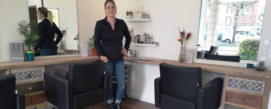 Mit Meisterin Jenny Priester zur Traumfrisur Mit Meisterin Jenny Priester zur Traumfrisur