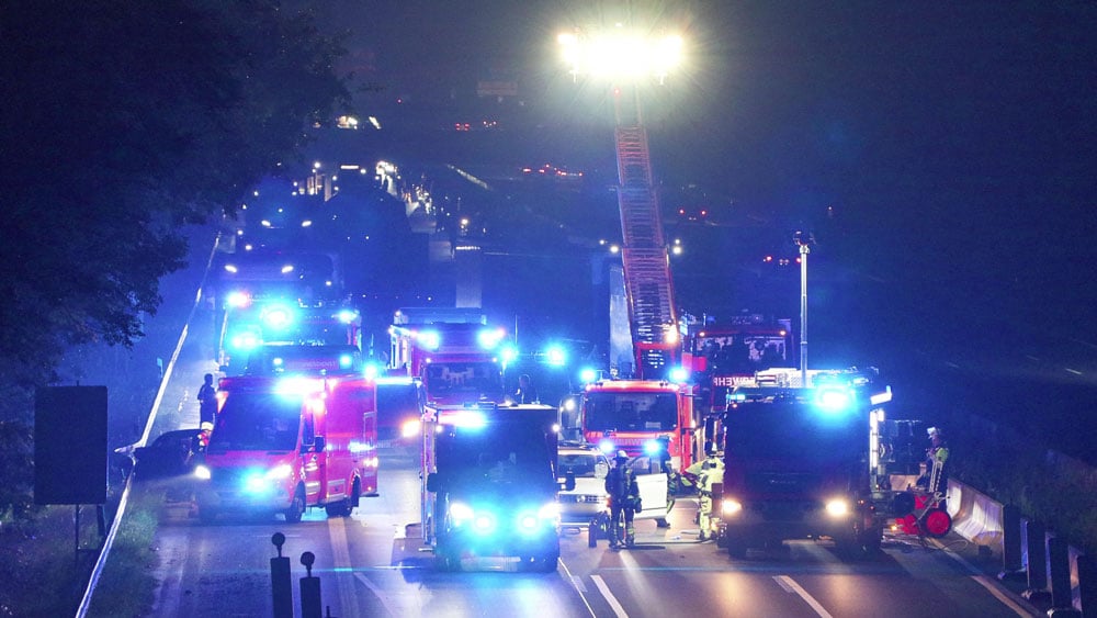 Unfall-A3-ohne-Fuehrerschein-Rumaene-Hollaender-Stau