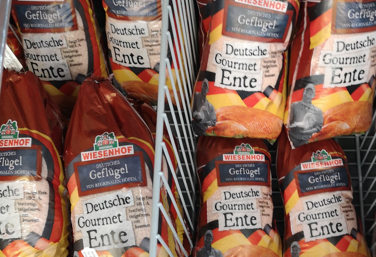Selgros-Hilden-Tiefkuehlabteilung-Ente