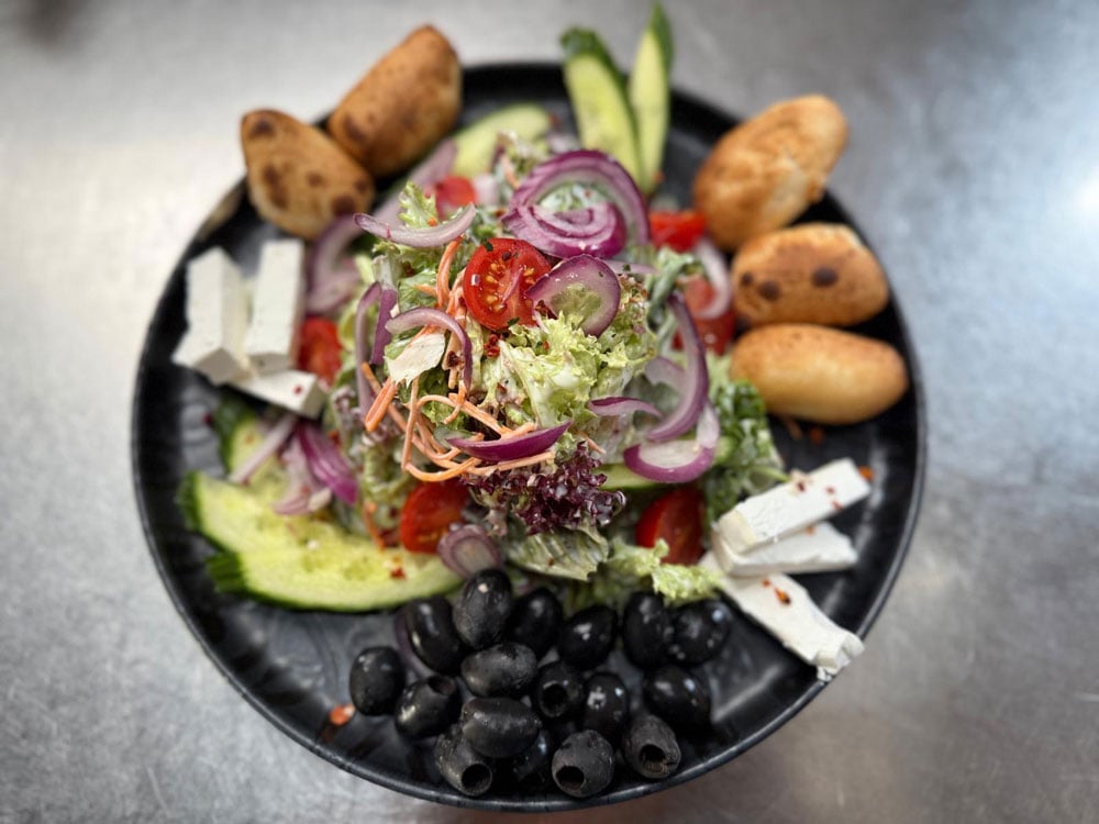 Pizza-Pazza-Mittagsgerichte-Salat