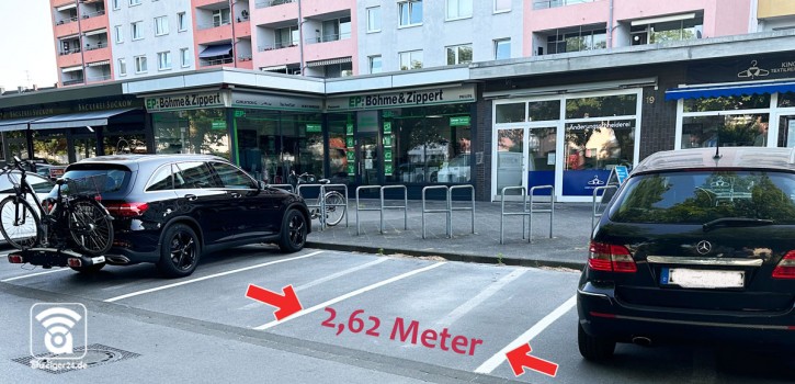 Nach Bürgerantrag: Stellplätze wurden vergrößert wegen breiterer PKW Nach Bürgerantrag: Stellplätze wurden vergrößert wegen breiterer PKW