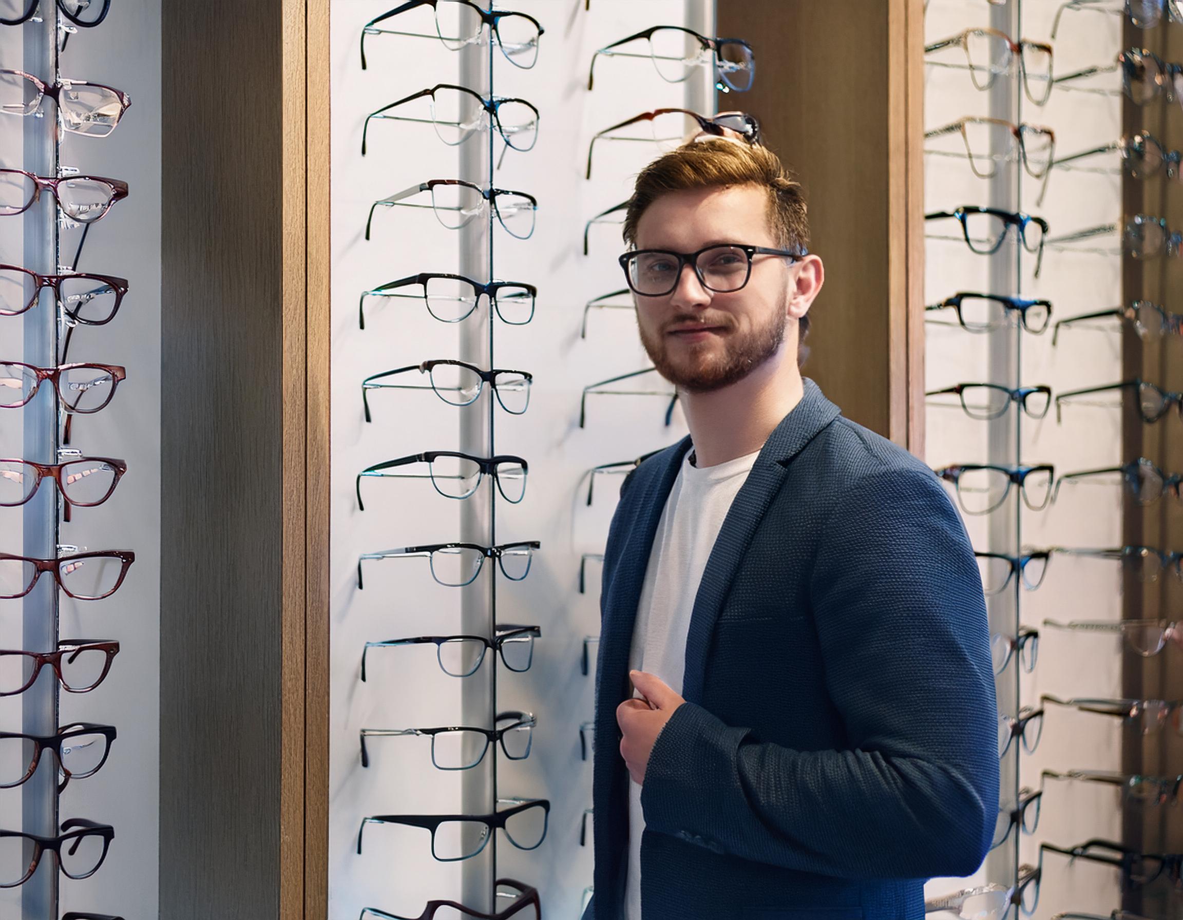 Optiker-aus-D-ren-beraten-Dich-mit-Kompetenz-und-Freundlichkeit