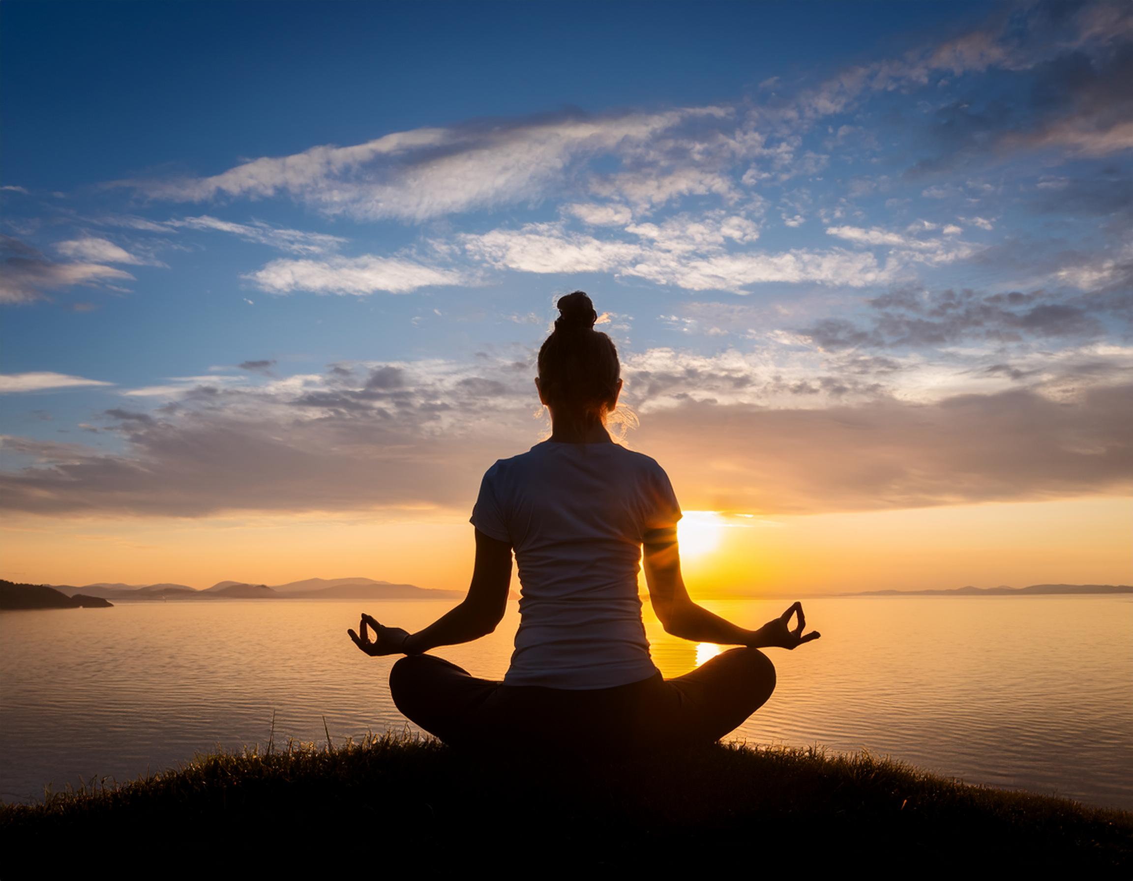 Tiefenentspannung-beim-Meditieren-in-Bad-Kissingen-erlangen-Dein-Wellness-Angebot