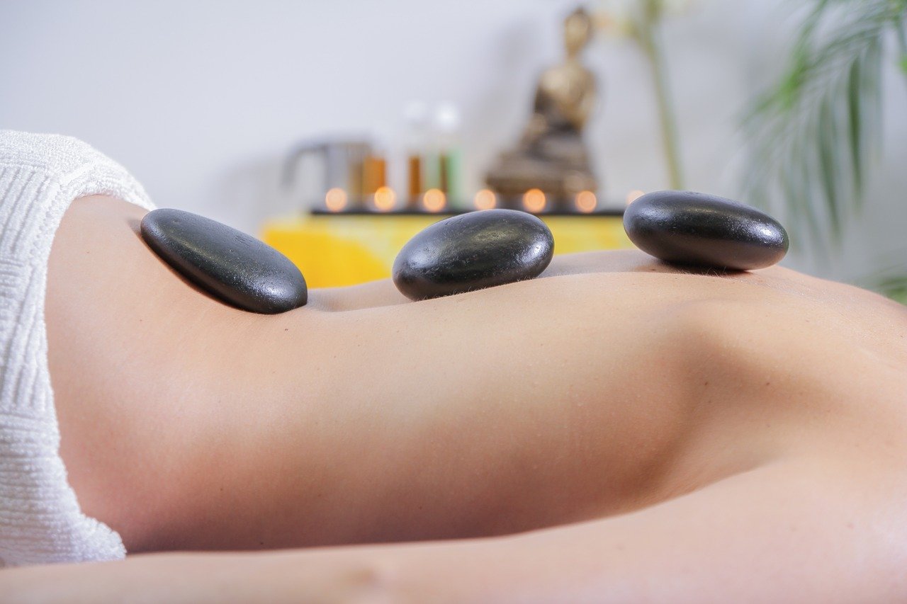 Hot-Stone-Massage Hot-Stone-Massage